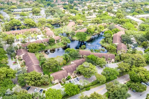 3123 S Carambola Circle S Coconut Creek FL 33066