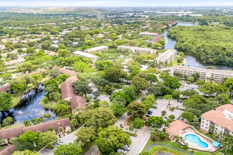 3123 S Carambola Circle S Coconut Creek FL 33066