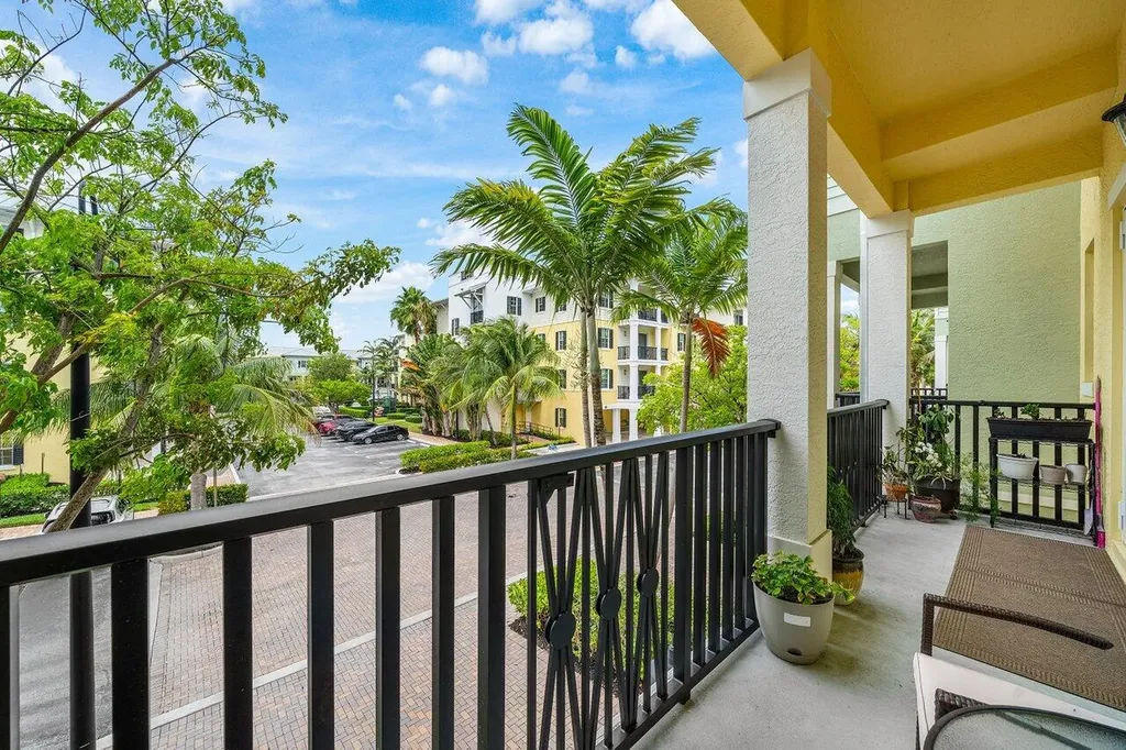 236 S Latitude Circle Delray Beach FL 33483