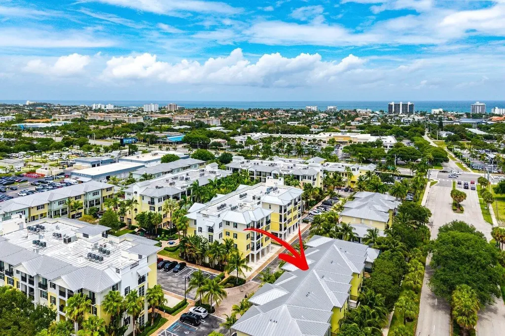 236 S Latitude Circle Delray Beach FL 33483