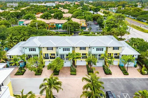 236 S Latitude Circle Delray Beach FL 33483