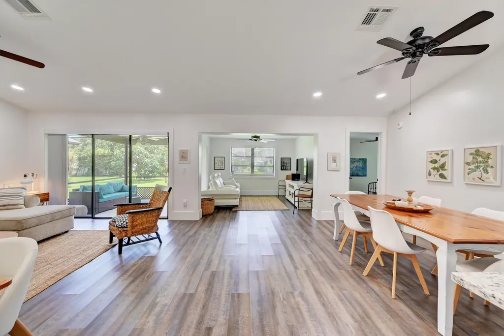 2756 Carnation Court Delray Beach FL 33445