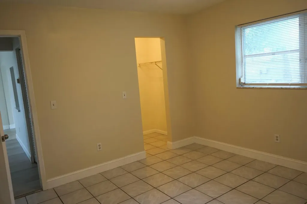 1957 Liberty Street Hollywood FL 33020