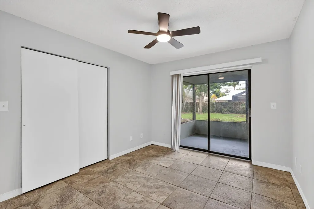 941 SE Atlantus Avenue Port St Lucie FL 34983