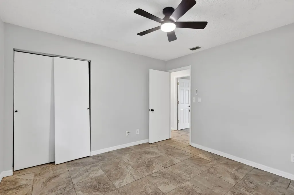 941 SE Atlantus Avenue Port St Lucie FL 34983