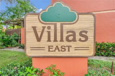 1490 Laguna Lane Pembroke Pines FL 33026