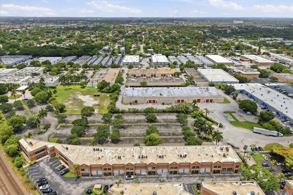 20125 NE 16th Place Miami FL 33179