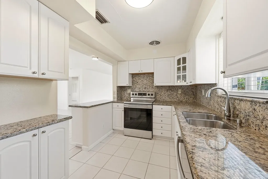 4454 W Tradewinds Avenue W Lauderdale By The Sea FL 33308