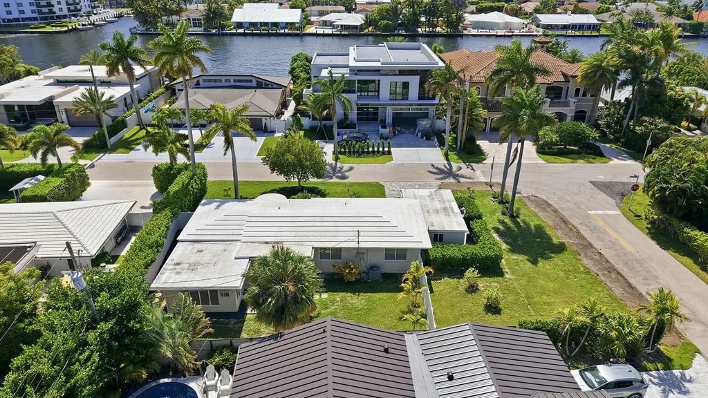 4454 W Tradewinds Avenue W Lauderdale By The Sea FL 33308