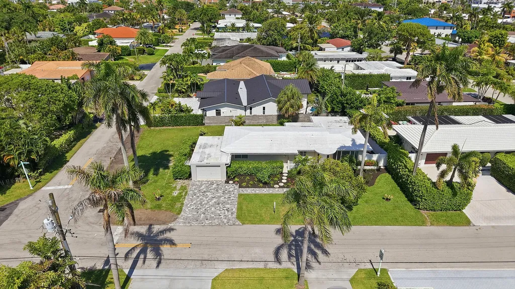 4454 W Tradewinds Avenue W Lauderdale By The Sea FL 33308