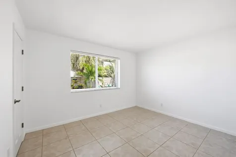 4454 W Tradewinds Avenue W Lauderdale By The Sea FL 33308