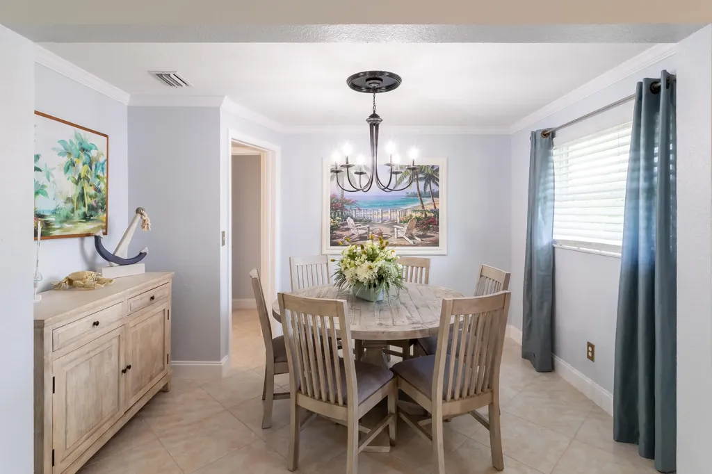 9507 Bellewood Street Palm Beach Gardens FL 33410