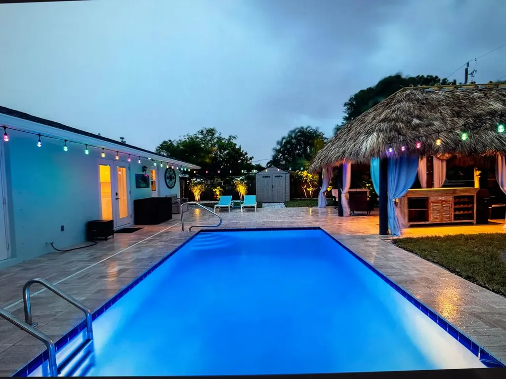 9507 Bellewood Street Palm Beach Gardens FL 33410