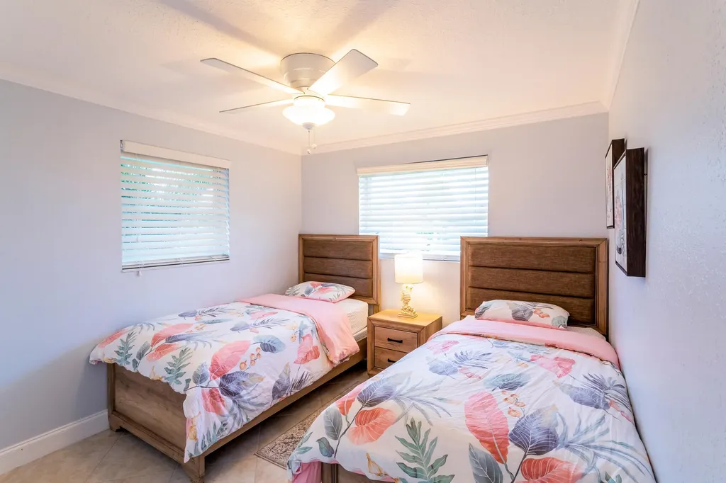 9507 Bellewood Street Palm Beach Gardens FL 33410