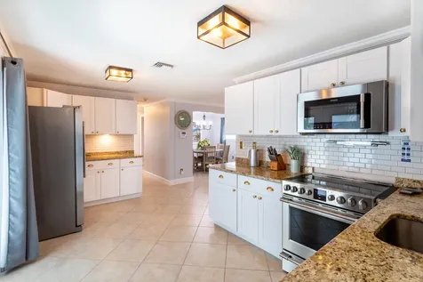 9507 Bellewood Street Palm Beach Gardens FL 33410