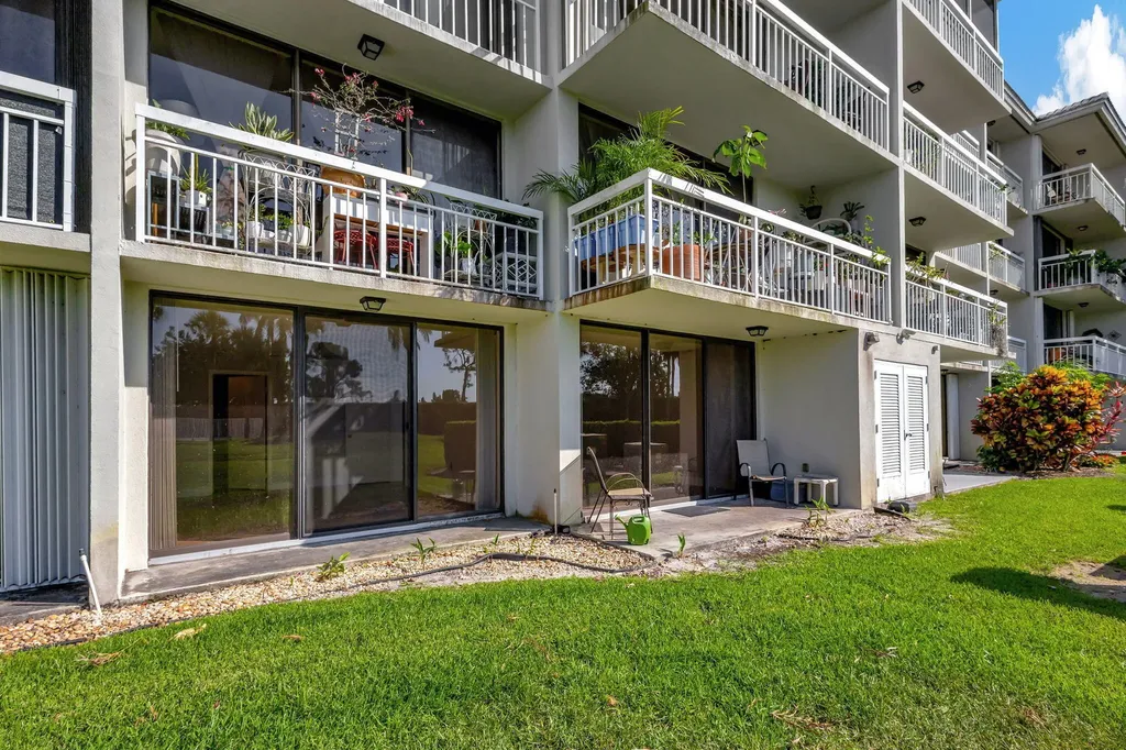 2741 Village Boulevard West Palm Beach FL 33409