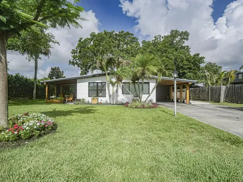 1611 4th Avenue Vero Beach FL 32960