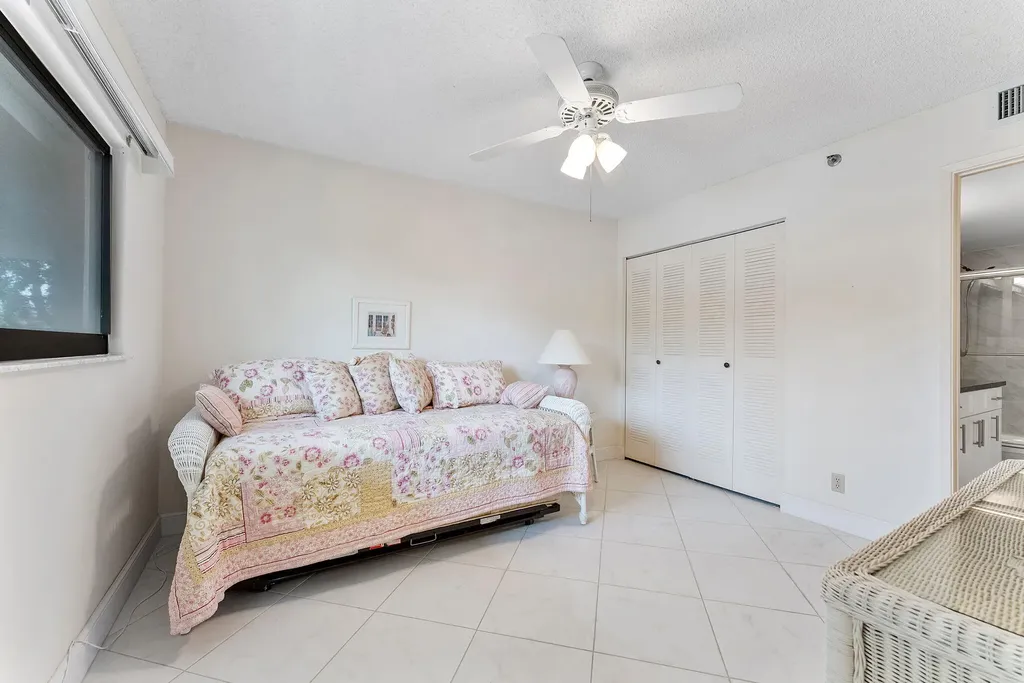 7260 Kinghurst Drive Delray Beach FL 33446