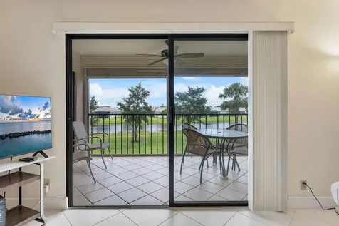 7260 Kinghurst Drive Delray Beach FL 33446