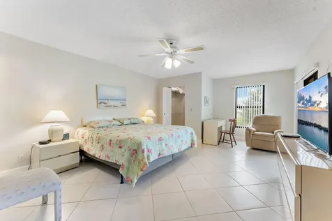 7260 Kinghurst Drive Delray Beach FL 33446