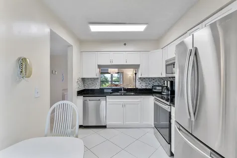 7260 Kinghurst Drive Delray Beach FL 33446