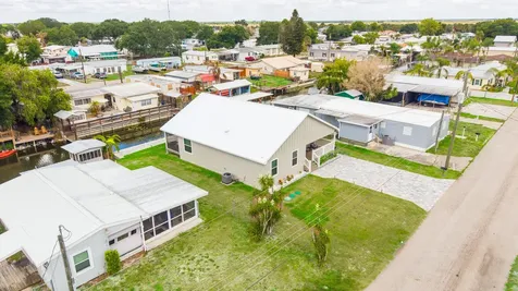 1218 6th Street Okeechobee FL 34974