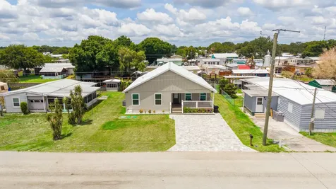 1218 6th Street Okeechobee FL 34974