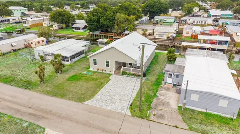 1218 6th Street Okeechobee FL 34974