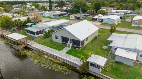 1218 6th Street Okeechobee FL 34974