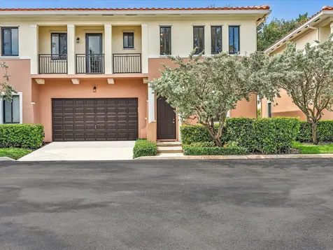 2414 Venetian Way Boynton Beach FL 33426