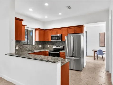 2414 Venetian Way Boynton Beach FL 33426