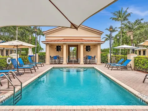2414 Venetian Way Boynton Beach FL 33426