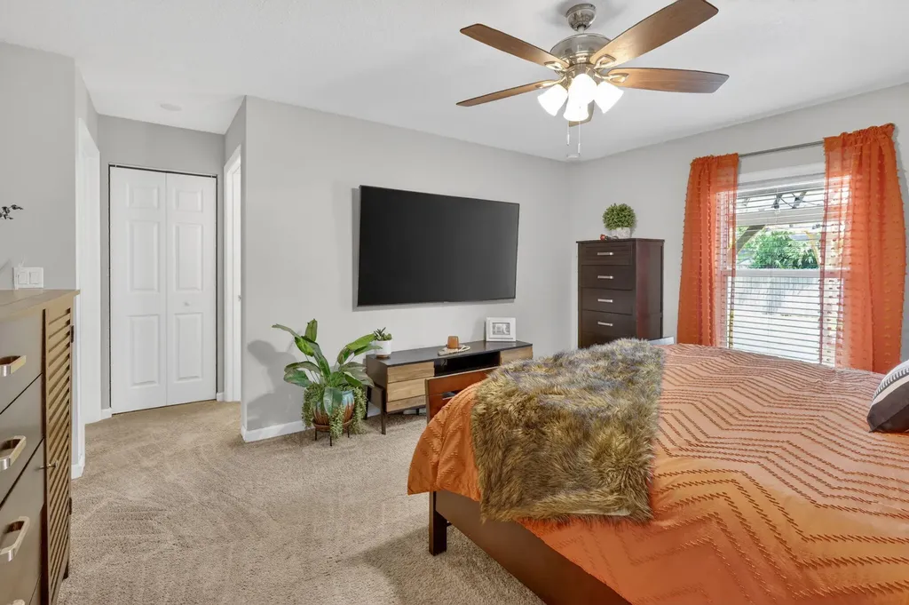 473 SE Streamlet Avenue Port St Lucie FL 34983