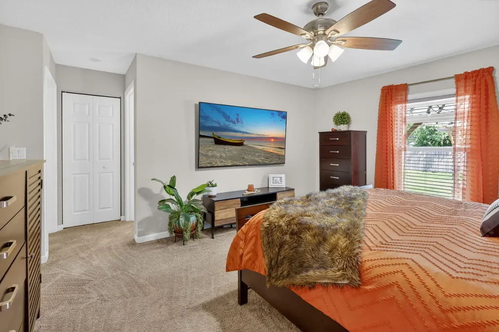 473 SE Streamlet Avenue Port St Lucie FL 34983