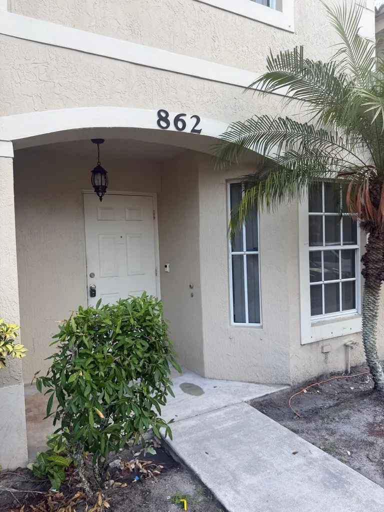 862 Summit Lake Drive West Palm Beach FL 33406