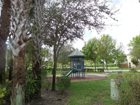 862 Summit Lake Drive West Palm Beach FL 33405