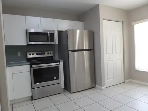 862 Summit Lake Drive West Palm Beach FL 33406