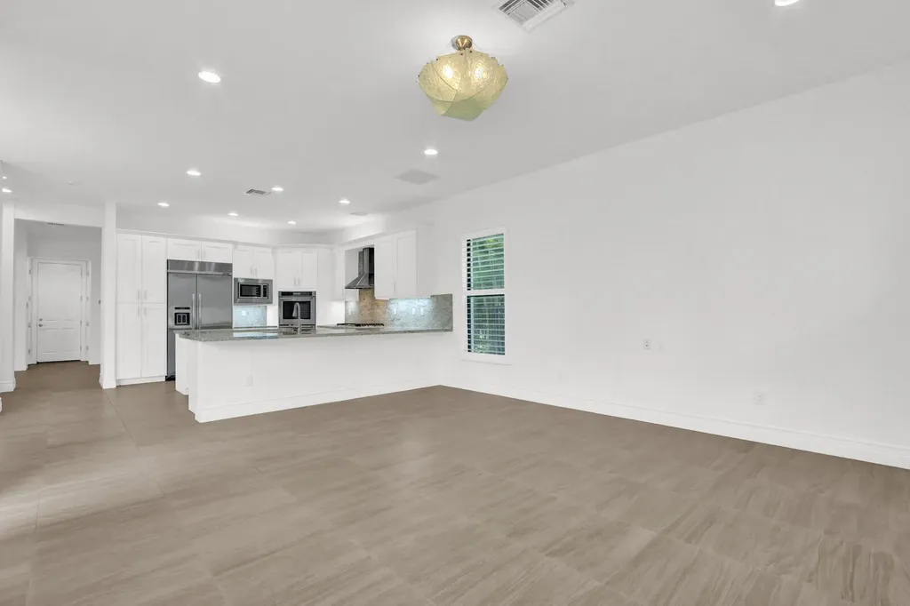 16590 Germaine Drive Delray Beach FL 33446