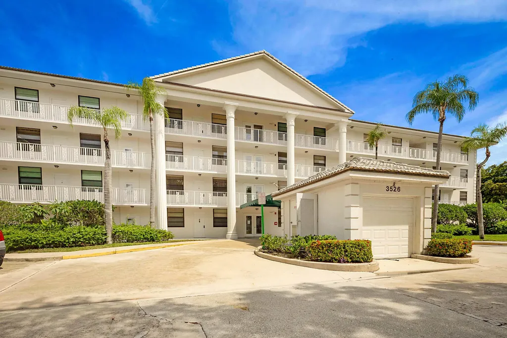 3526 Whitehall Drive West Palm Beach FL 33401
