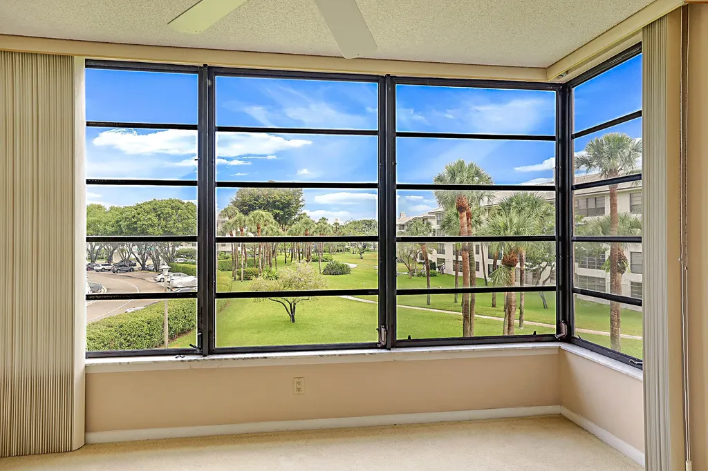 3526 Whitehall Drive West Palm Beach FL 33401