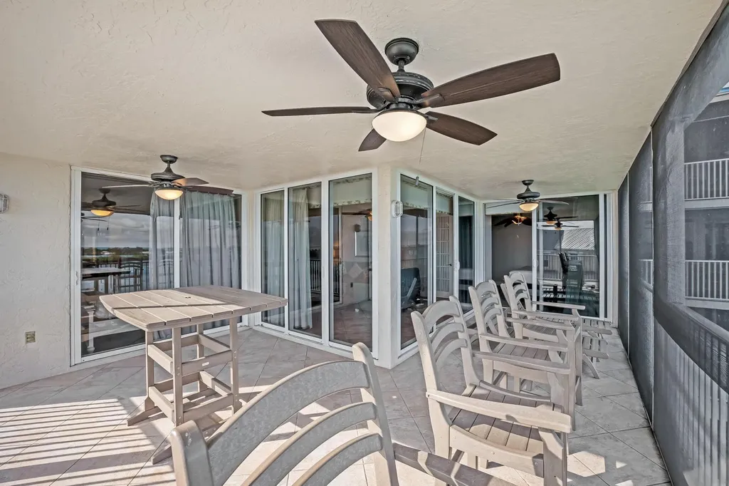 4303 Marina Villas Drive Duck Key FL 33050