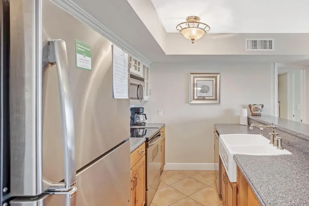 4303 Marina Villas Drive Duck Key FL 33050
