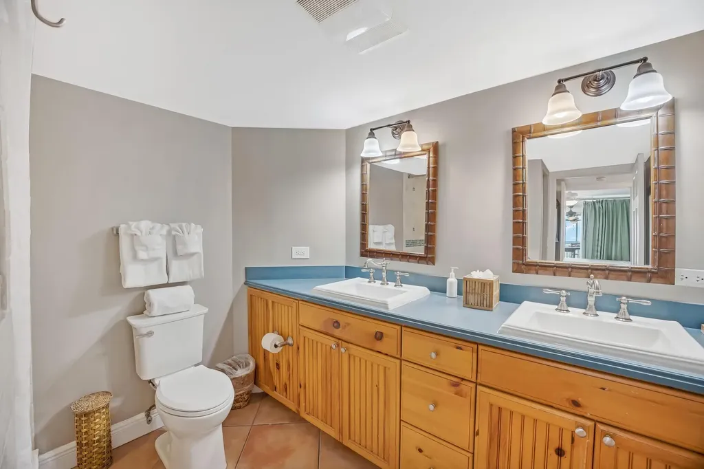 4303 Marina Villas Drive Duck Key FL 33050