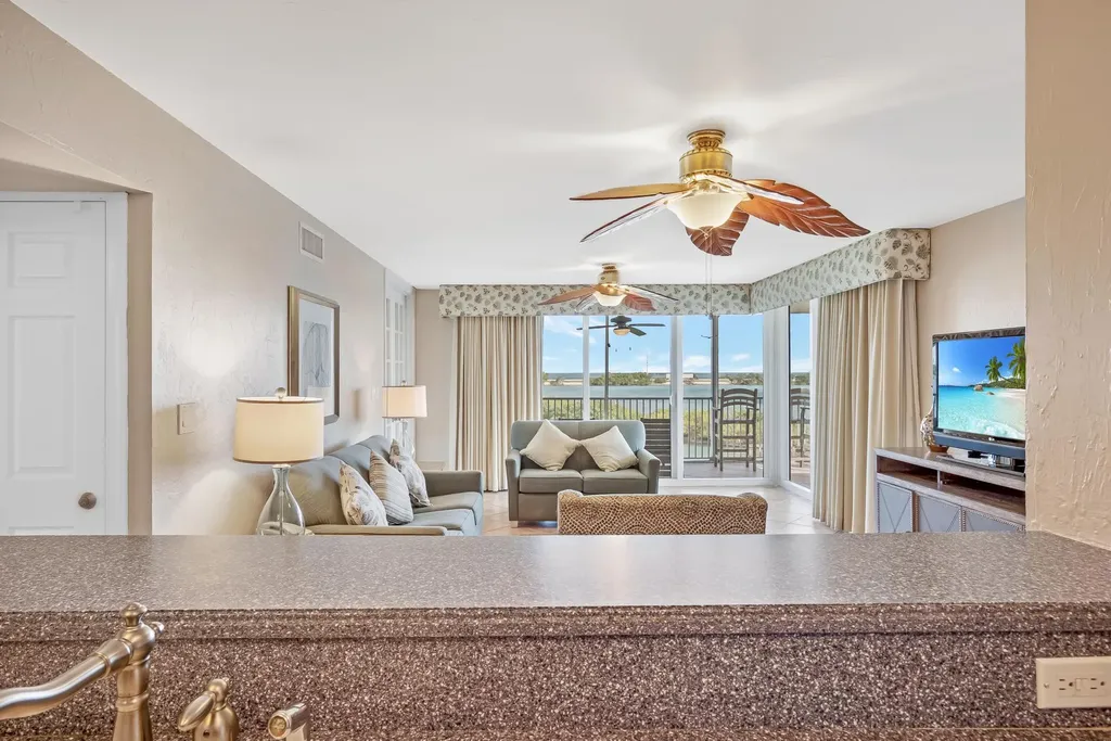 4303 Marina Villas Drive Duck Key FL 33050