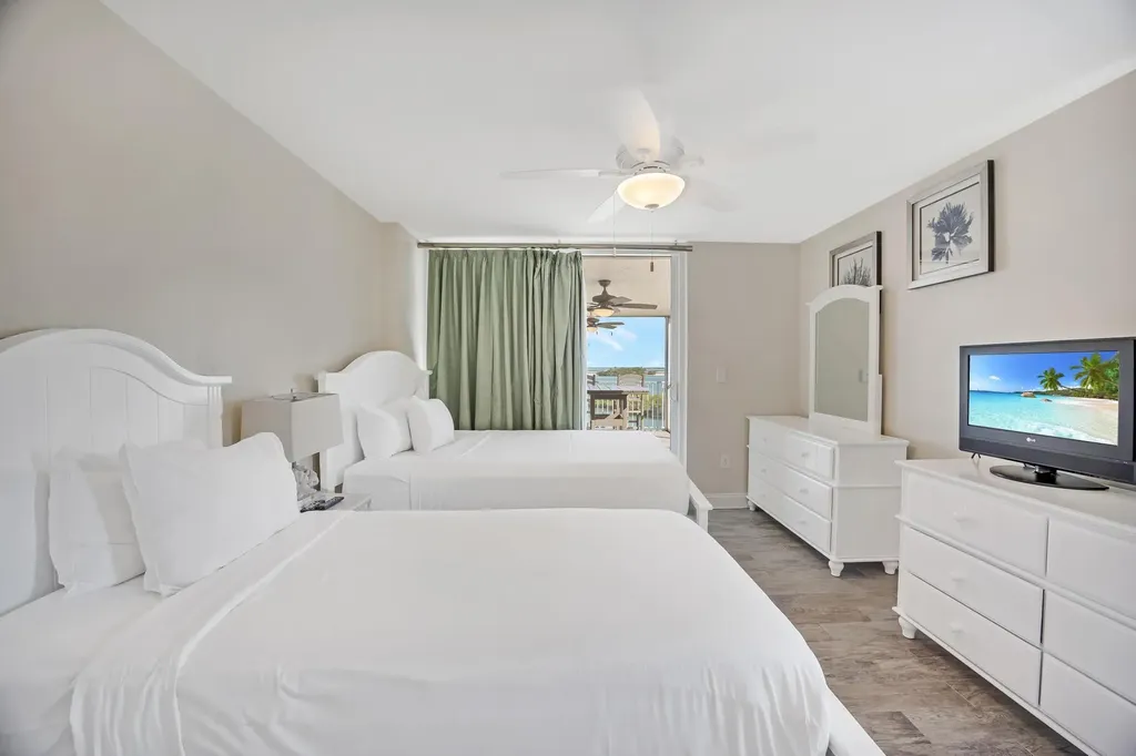 4303 Marina Villas Drive Duck Key FL 33050