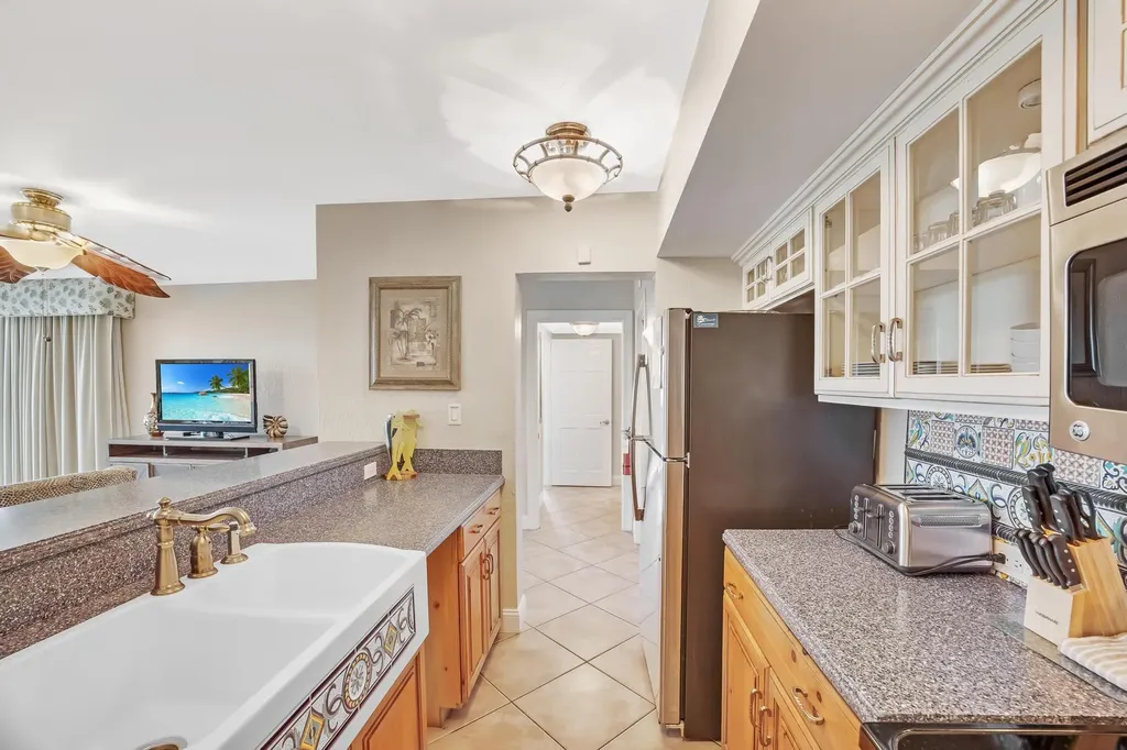 4303 Marina Villas Drive Duck Key FL 33050
