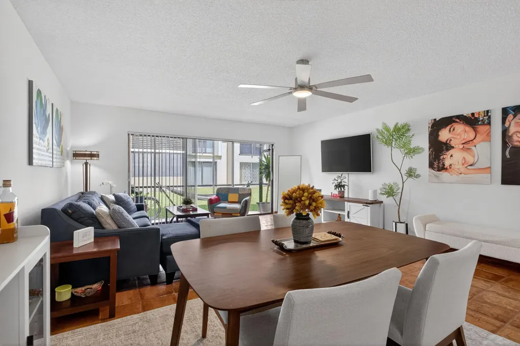 172 W Laurel Drive Margate FL 33063