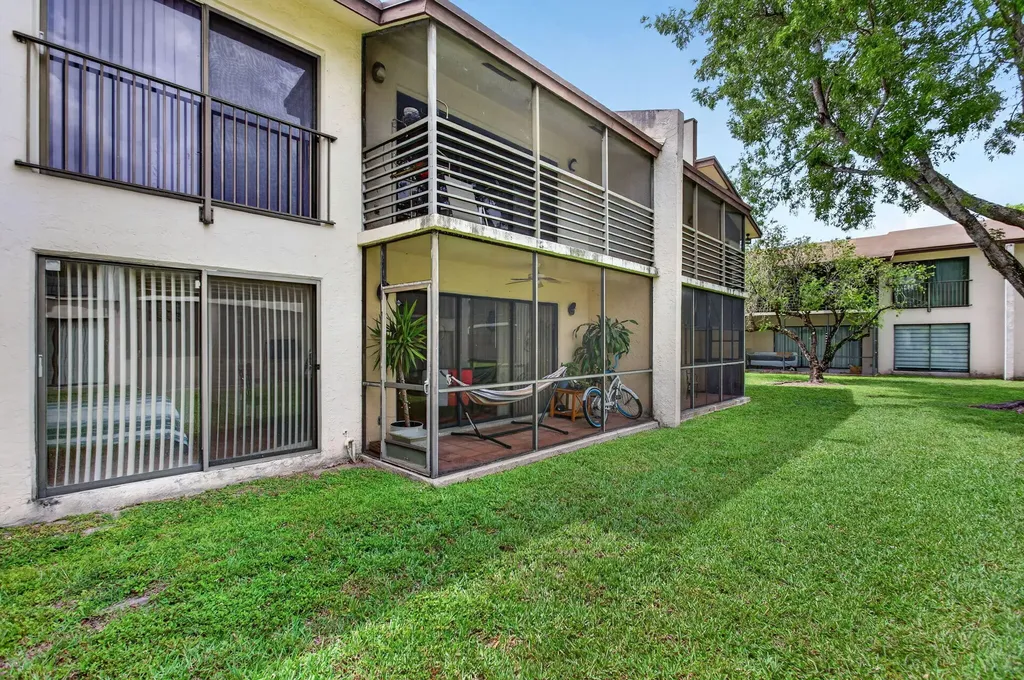 172 W Laurel Drive Margate FL 33063