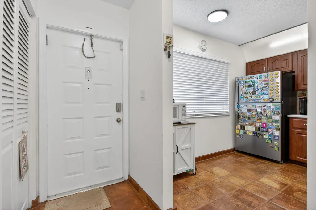 172 W Laurel Drive Margate FL 33063