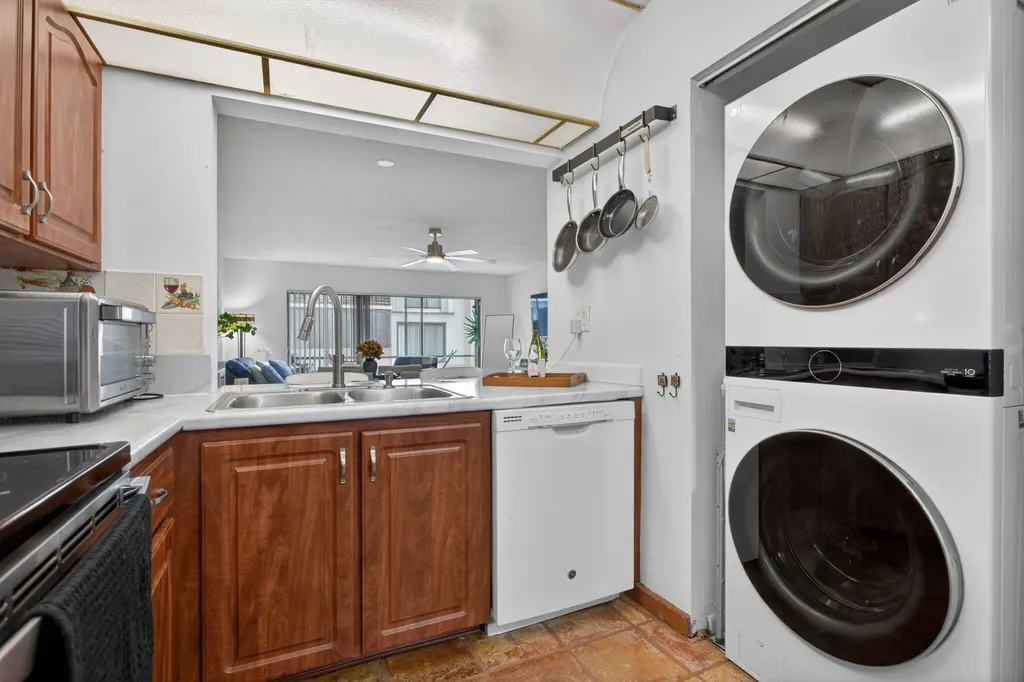 172 W Laurel Drive Margate FL 33063